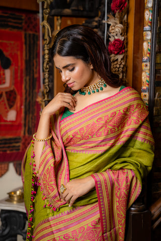 Bengal Tussar saree in green and fuchsia colour